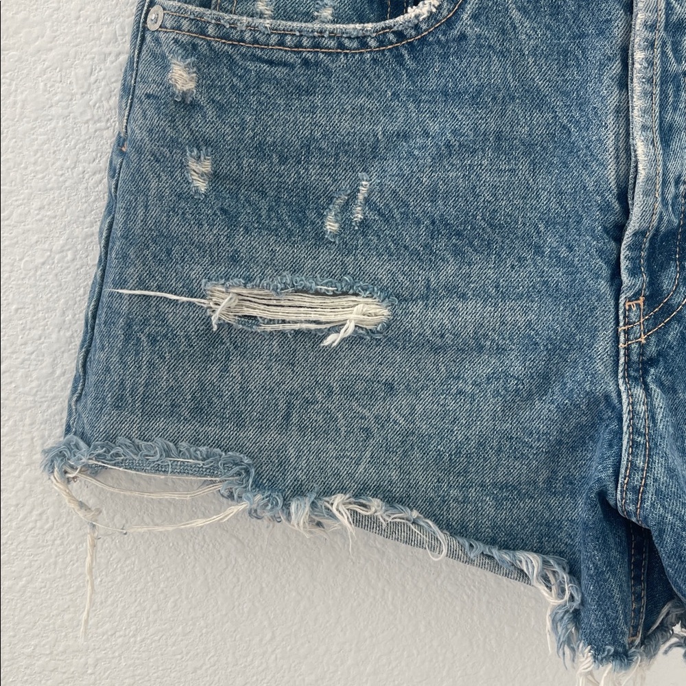 Women’s Zara Denim Shorts - Picture 3 of 7